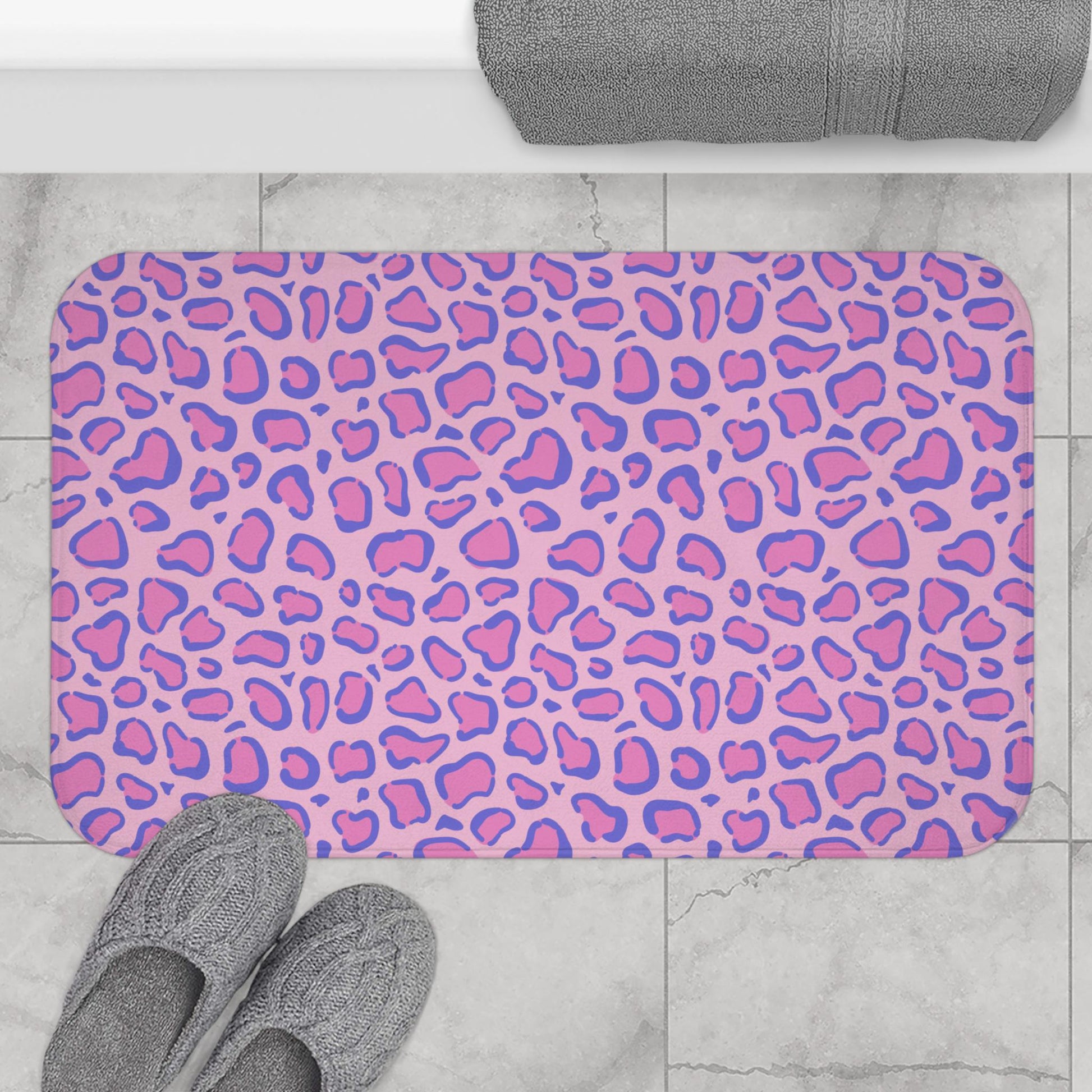 Pastel leopard shower curtain, lavender pink animal print decor, dopamine cute baddie aesthetic, girly bathroom upgrade, playful gift idea